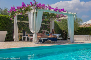 Отель Villa Floridia  Торревеккия-Театина